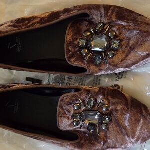 Vera Wang Brown Leather Flats with Embellishment